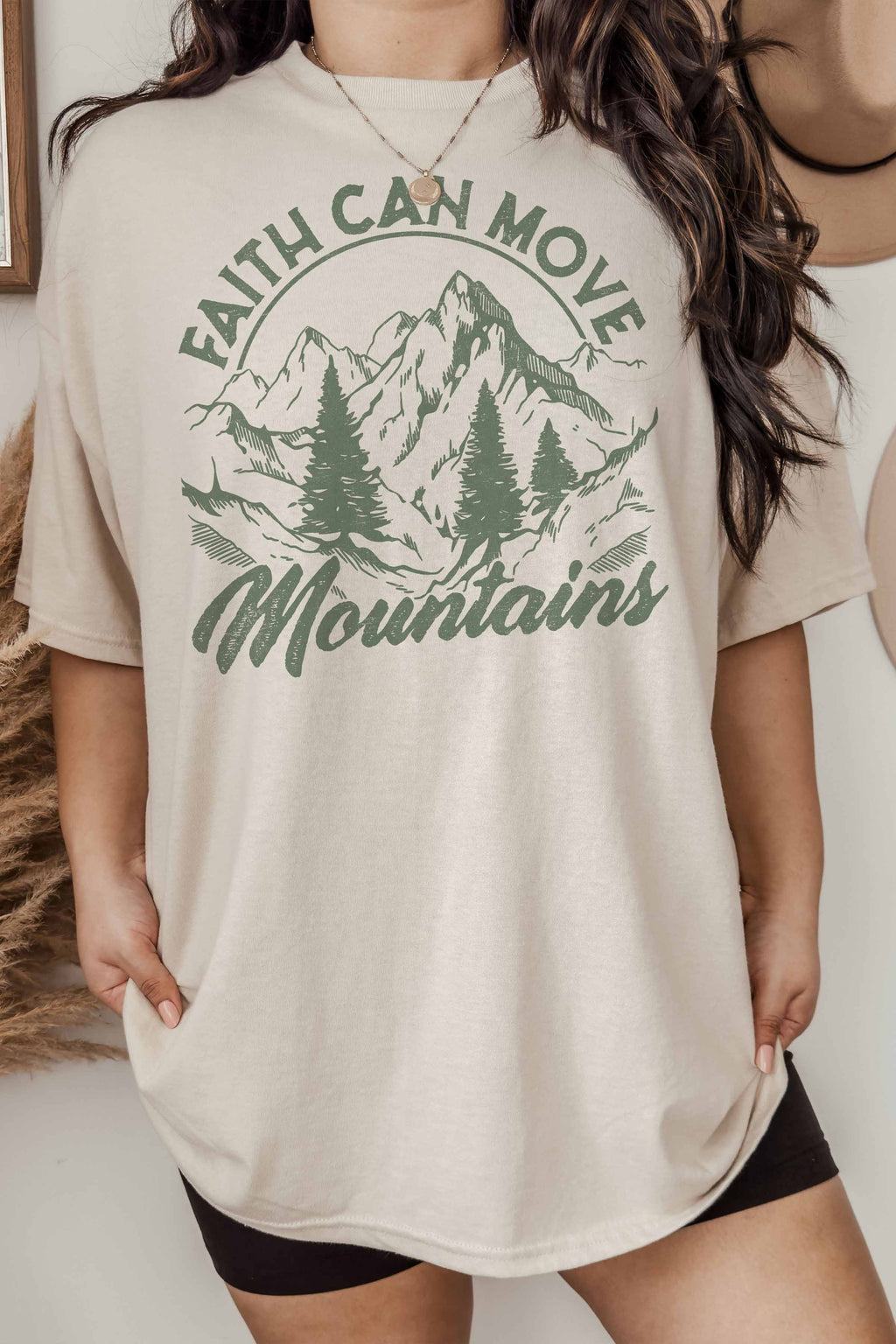 FAITH CAN MOVE MOUNTAINS OVERSIZED GRAPHIC TEE
